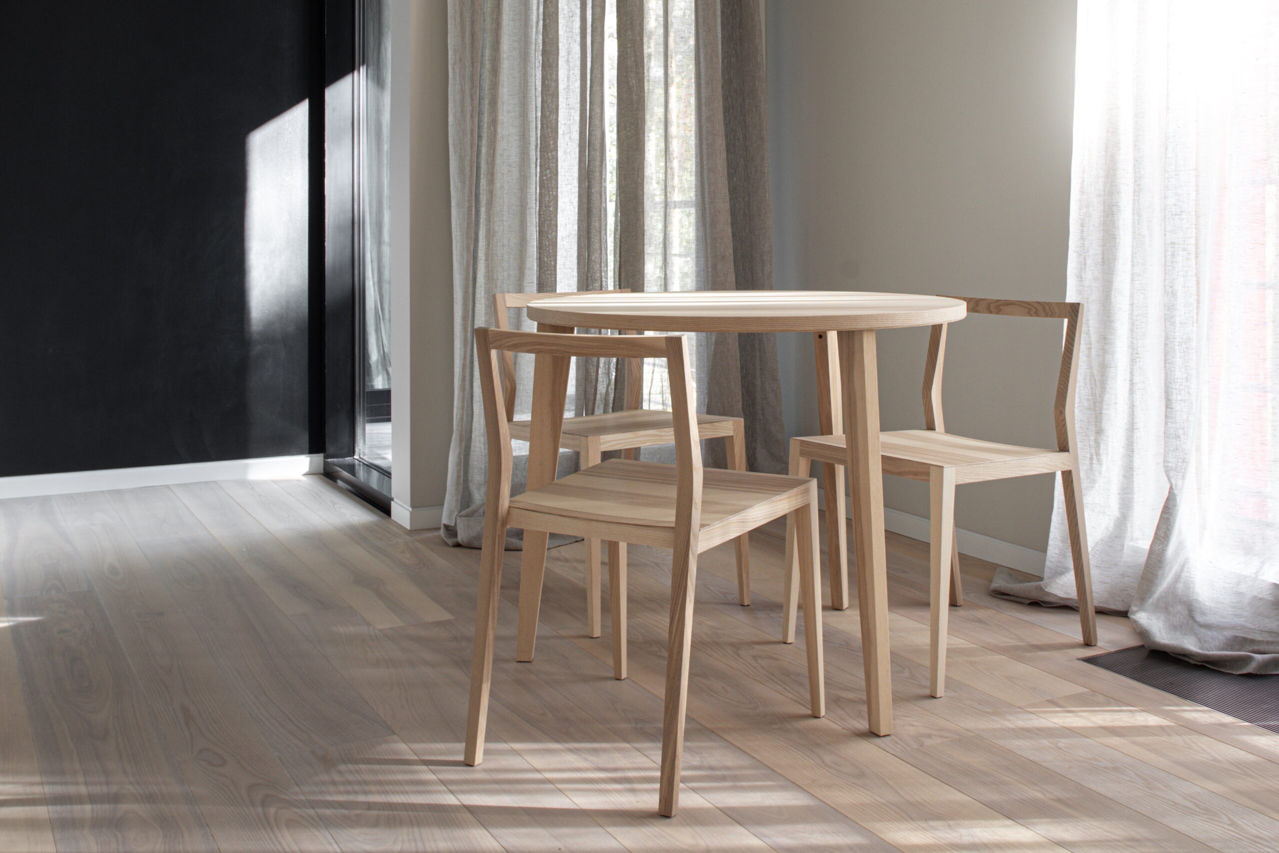 table medium - Image 2