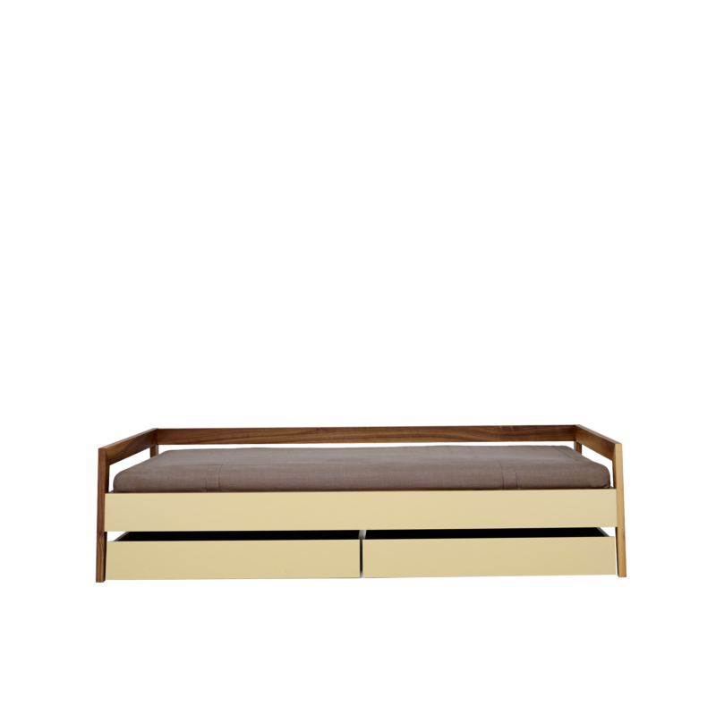 child's bed / daybed - small